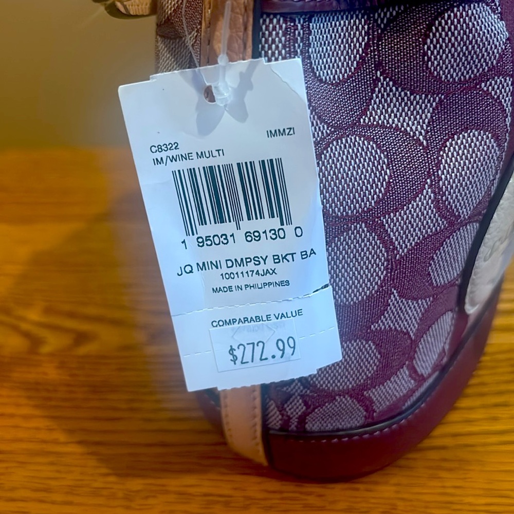 NWT COACH MINI DEMPSEY BUCKET BAG - Picture 7 of 7